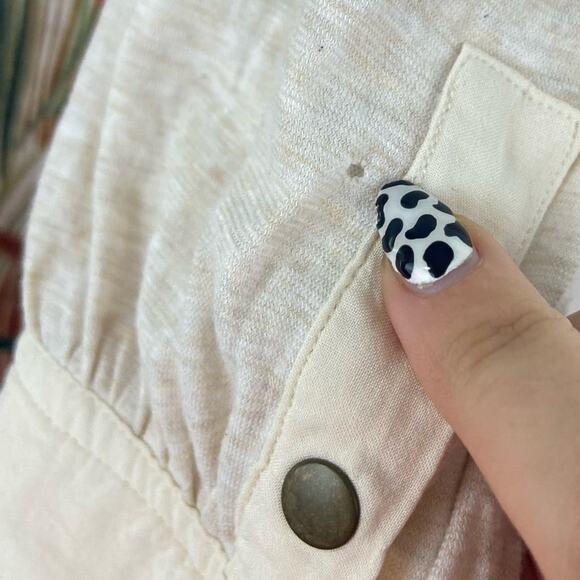 Anthropologie Postmark Boho Floral Henley Blouse XS Cream Floral 3/4 Sleeve - Picture 6 of 8